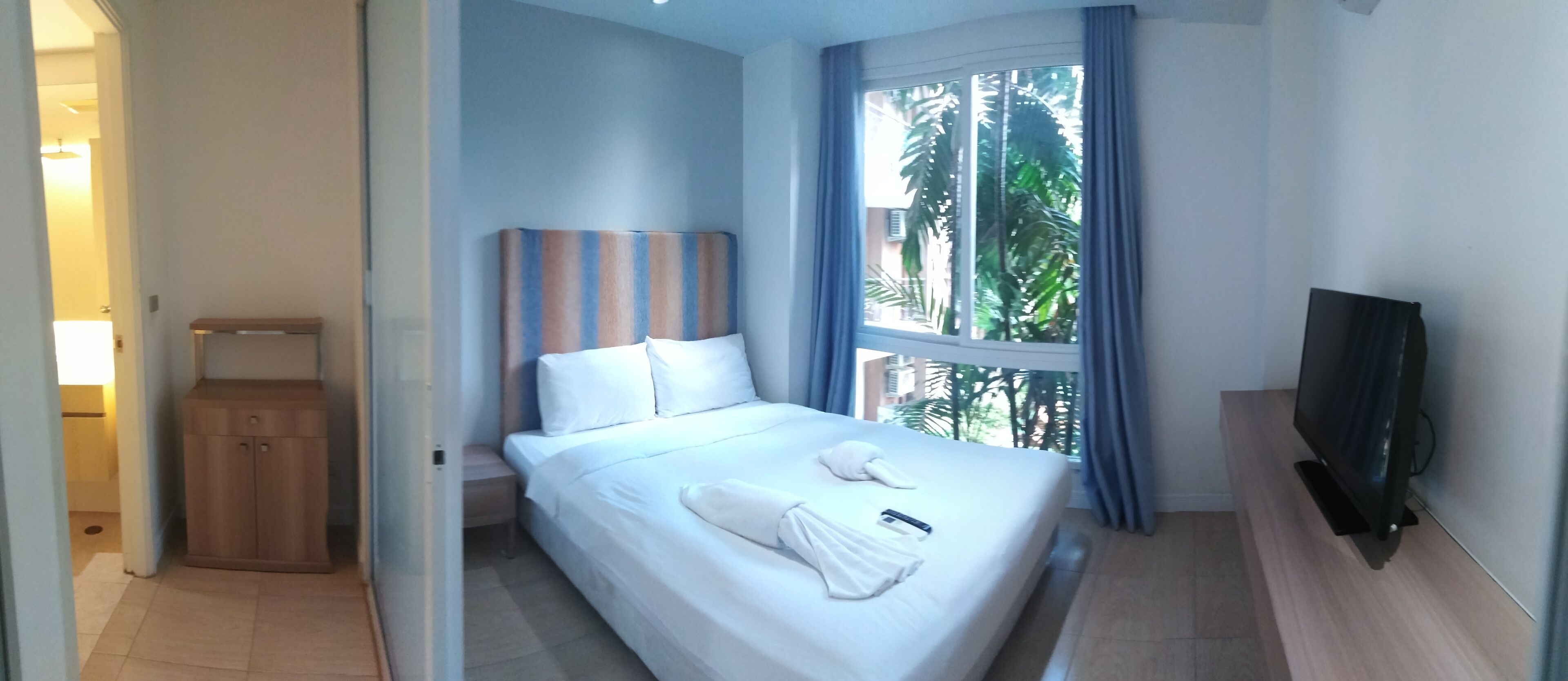 Superior Suite, 2 Bedrooms, Pool View | 2 bedrooms, in-room safe, desk, blackout drapes