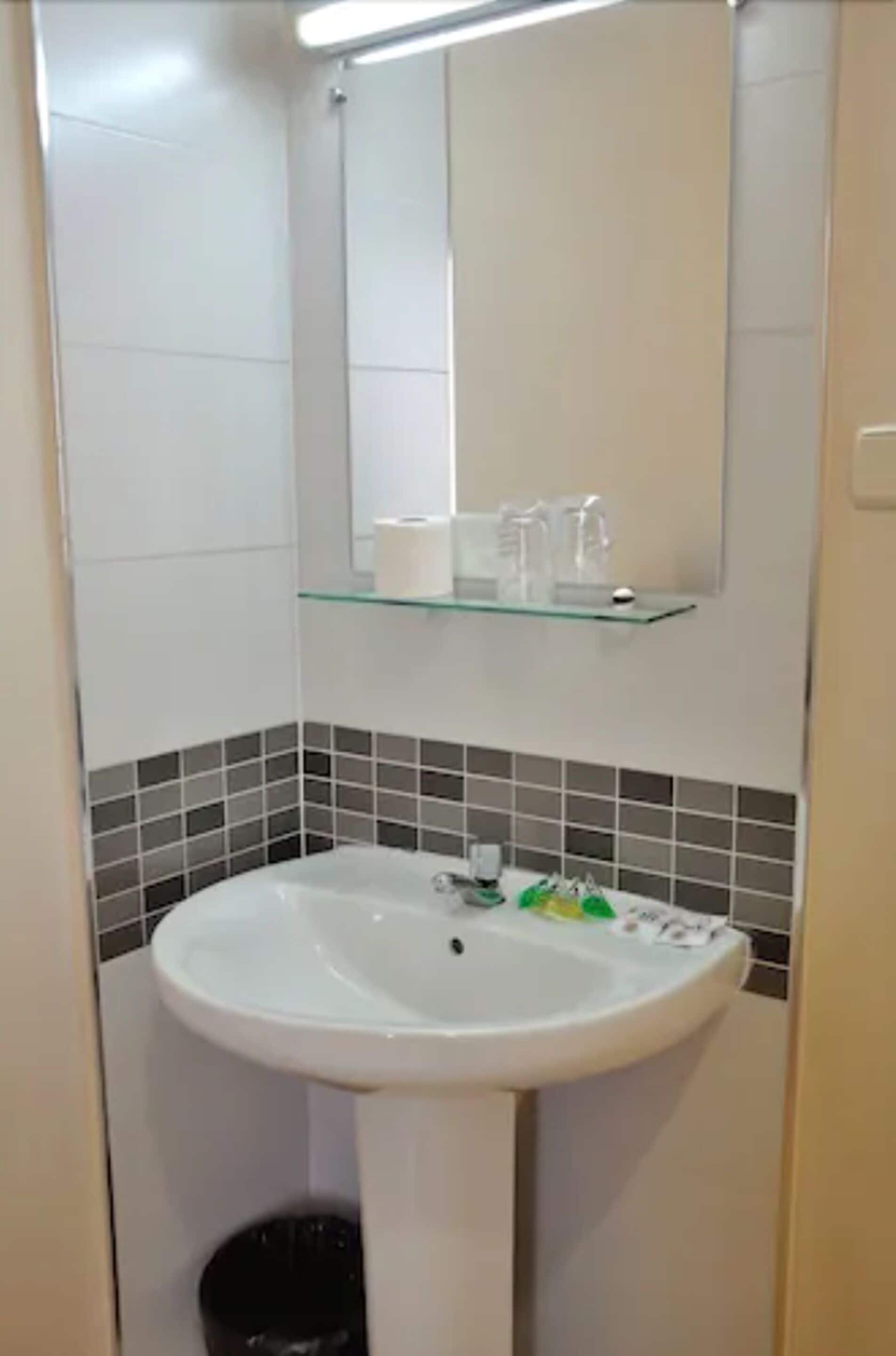 Foto - Hostal Falfes