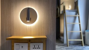 Phòng tập thể Superior, phòng tập thể nam và nữ, phòng tắm dùng chung (8 bed ) | Phòng cách âm, truy cập Internet không dây miễn phí, bộ trải giường 