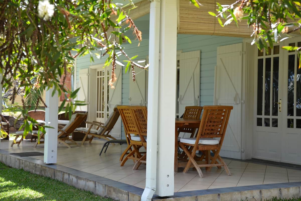 Villa, 3 slaapkamers, uitzicht op zee | Geluiddichte muren, gratis babybedden, extra bedden, gratis wifi
