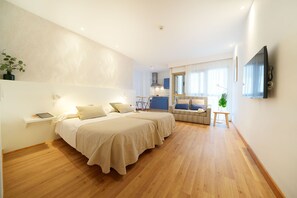 Apartment, 1 Bedroom, Partial Sea View | 1 bedroom, free cots/infant beds, rollaway beds, free WiFi - Apartamentos Maype Canteras (Las Palmas de Gran Canaria)