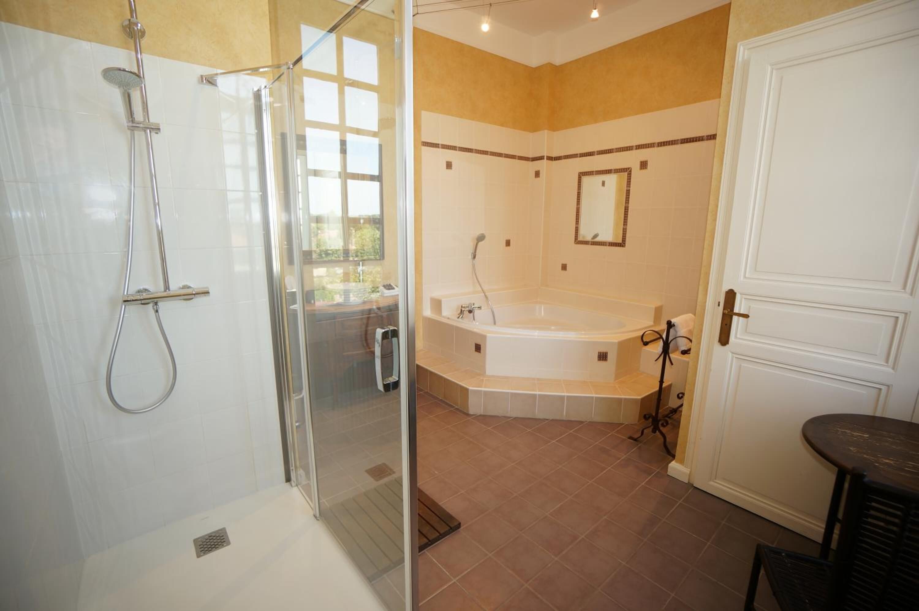 deluxe double room | bathroom | designer toiletries, hair dryer, towels