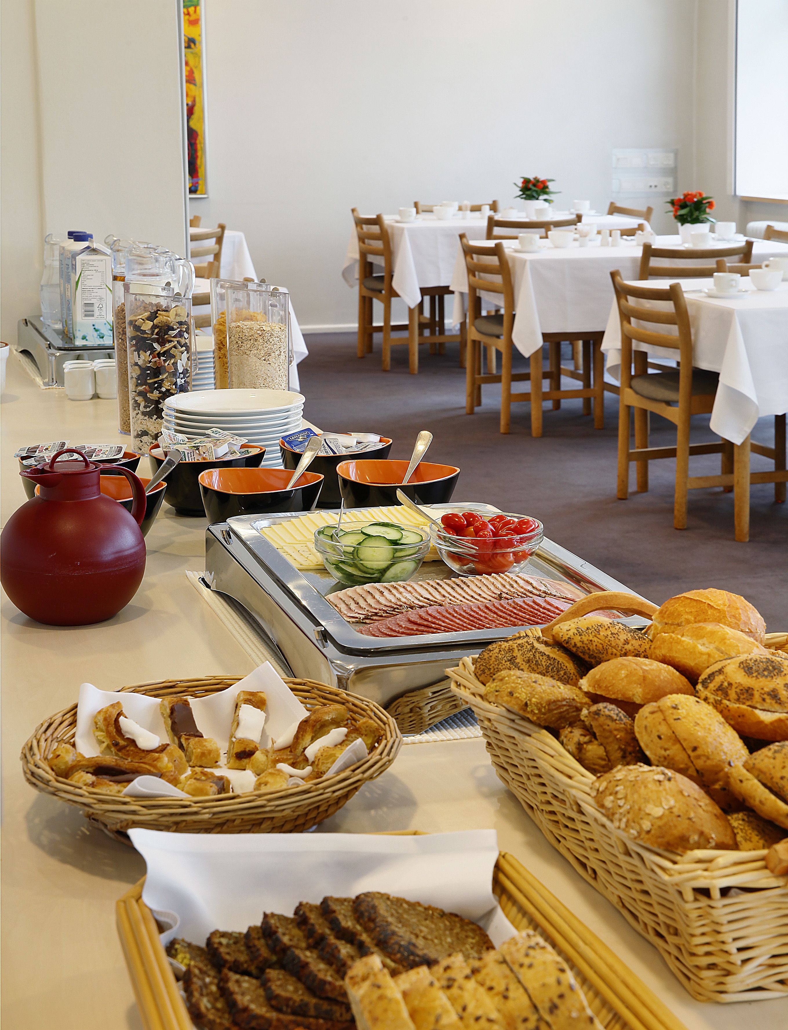 Desayuno buffet todos los días (con cargo) 
