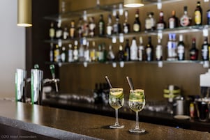 Bar (in der Unterkunft)
