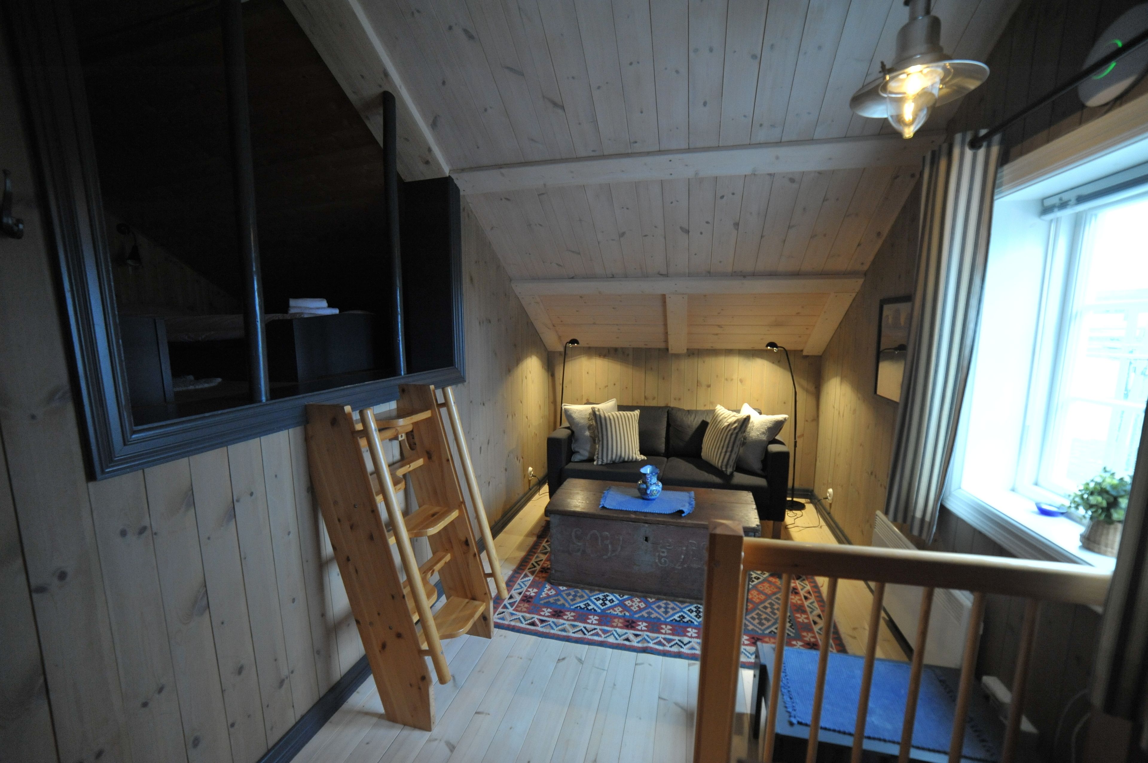 bunk bed room | living room