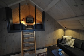 Bunk bed room | Living area