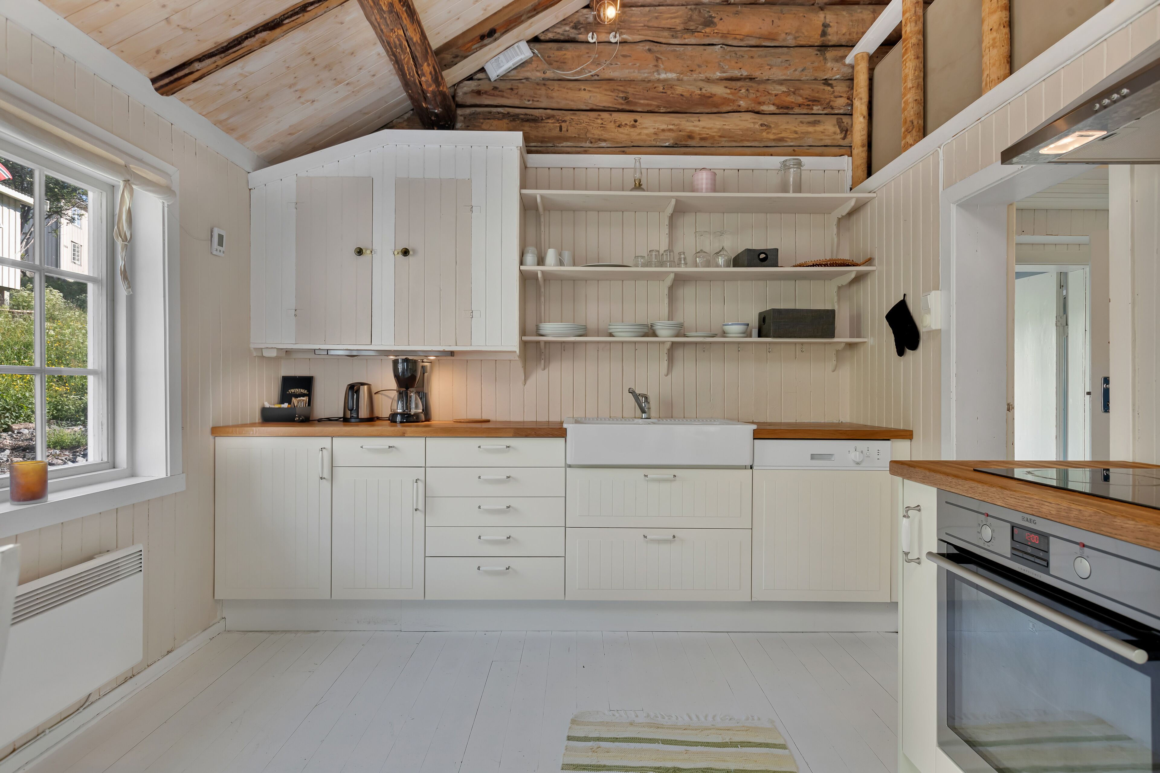 comfort cabin, 2 bedrooms, kitchen | 1 bedroom, individually decorated, individually furnished, bed sheets