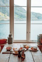 Café da manhã com buffet todos os dias (NOK 295 por pessoa) 