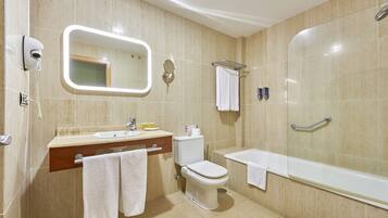 Standard-Doppel- oder -Zweibettzimmer | Badezimmer