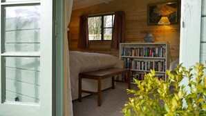 Miscellaneous - The Lodge on the Marsh (Sandown)
