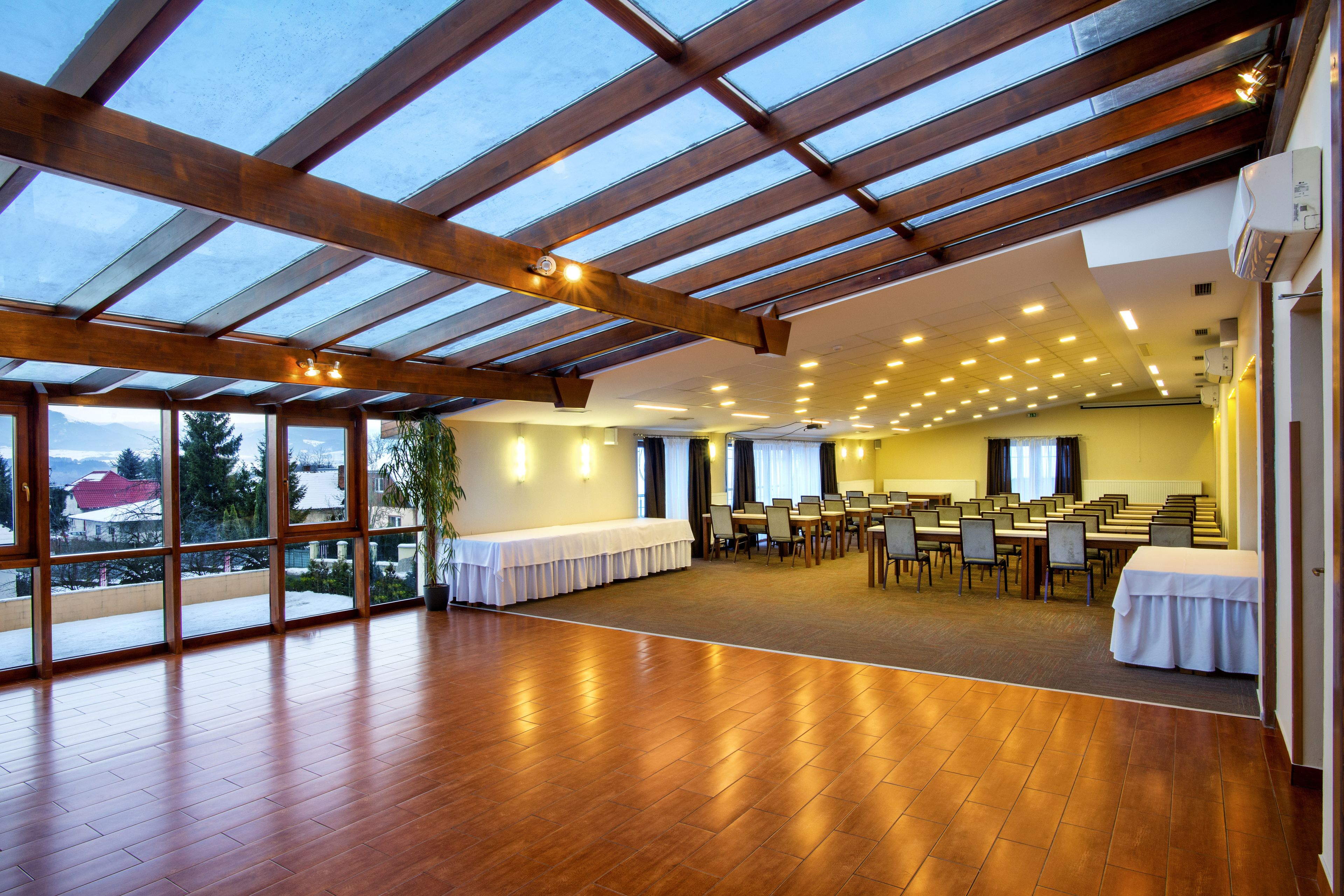 banquet hall