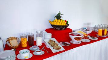 Tägliches inbegriffenes Frühstücksbuffet