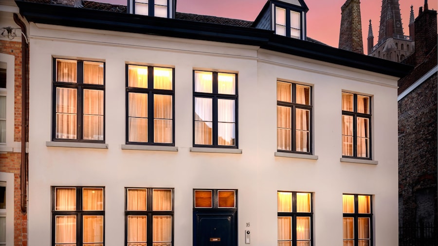 Canalside House - Luxury Guesthouse