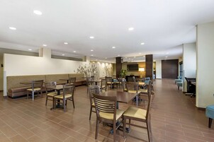 Desayuno buffet incluido
