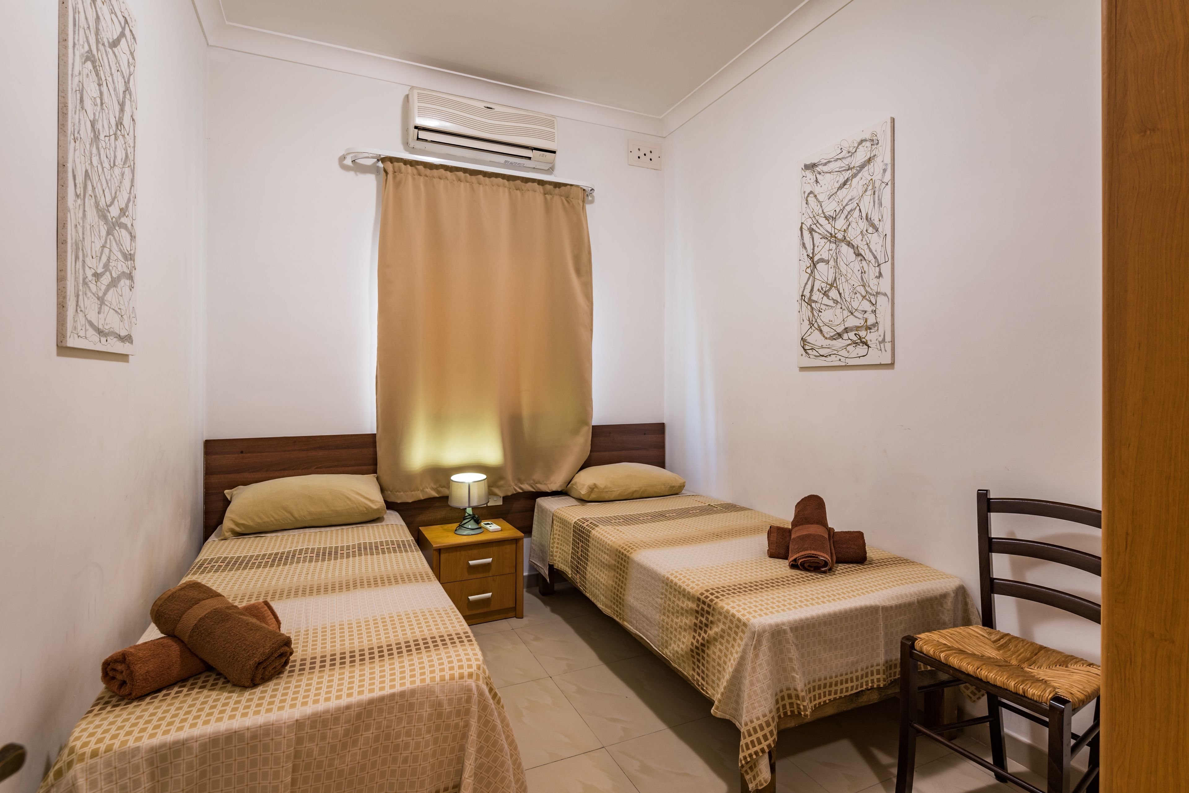 Standard Apartment, 3 Bedrooms, City View