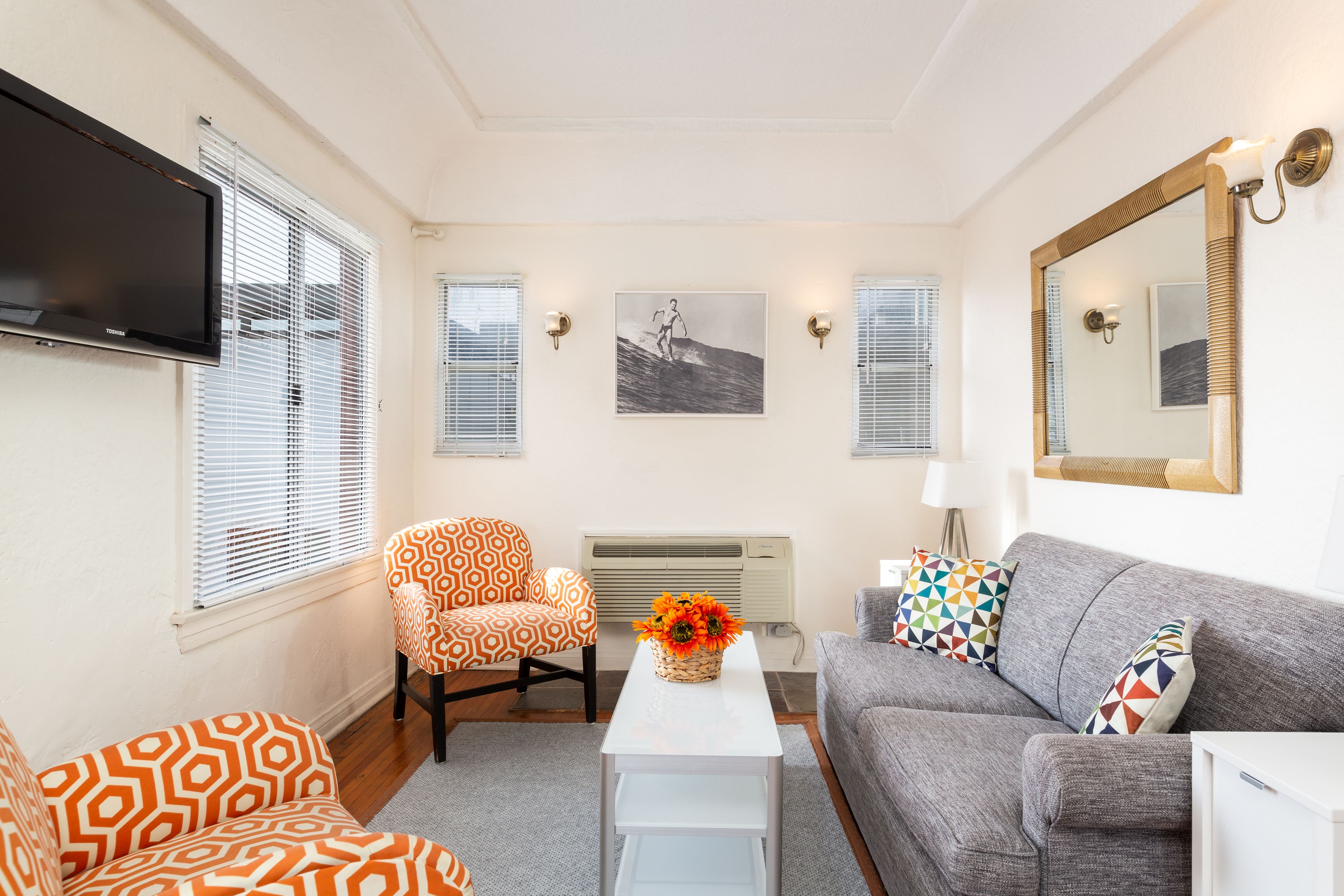 beach cottage 1 bedroom upper | 1 bedroom, premium bedding, individually decorated