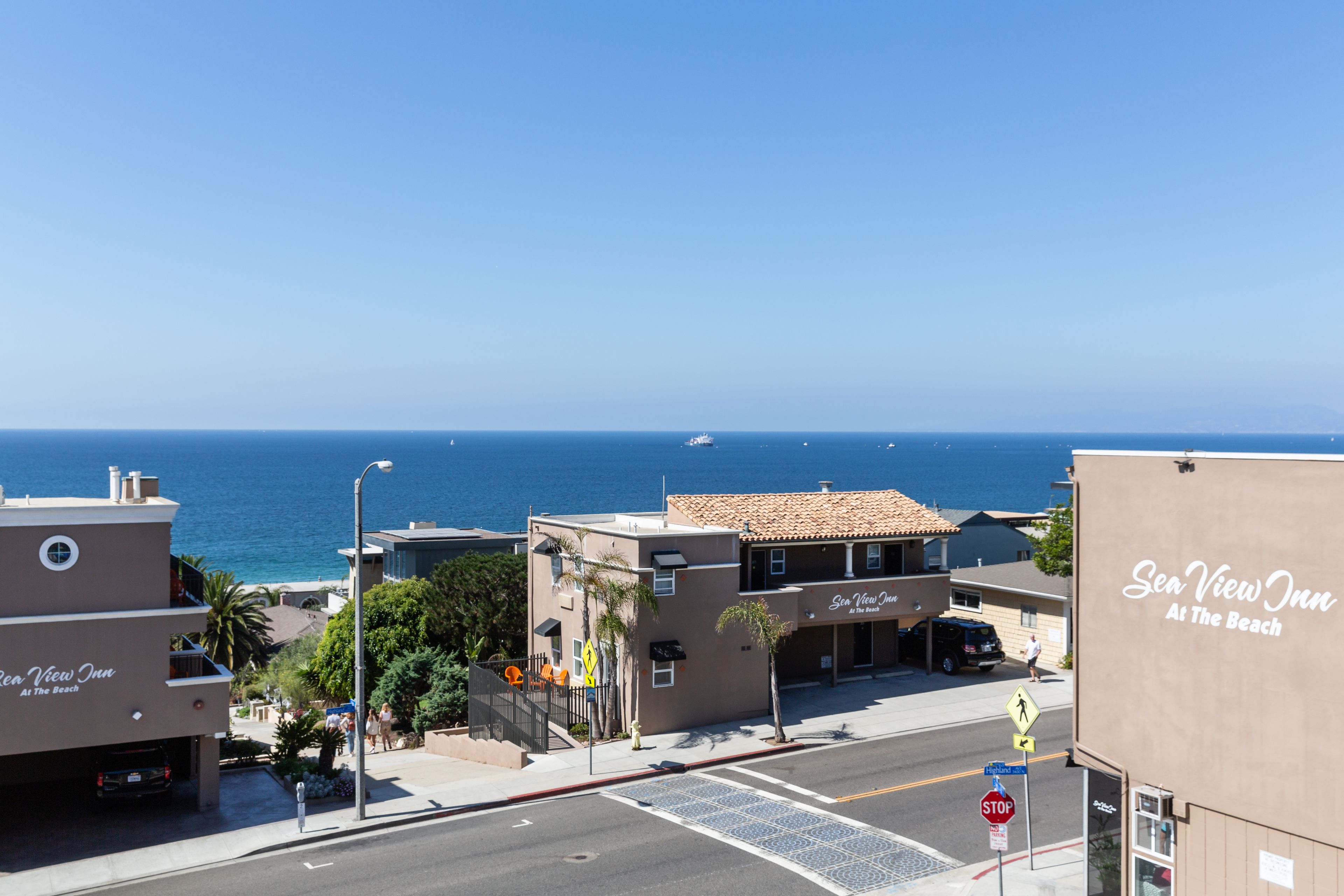 deluxe apartment, 2 bedrooms, ocean view | beach/ocean view