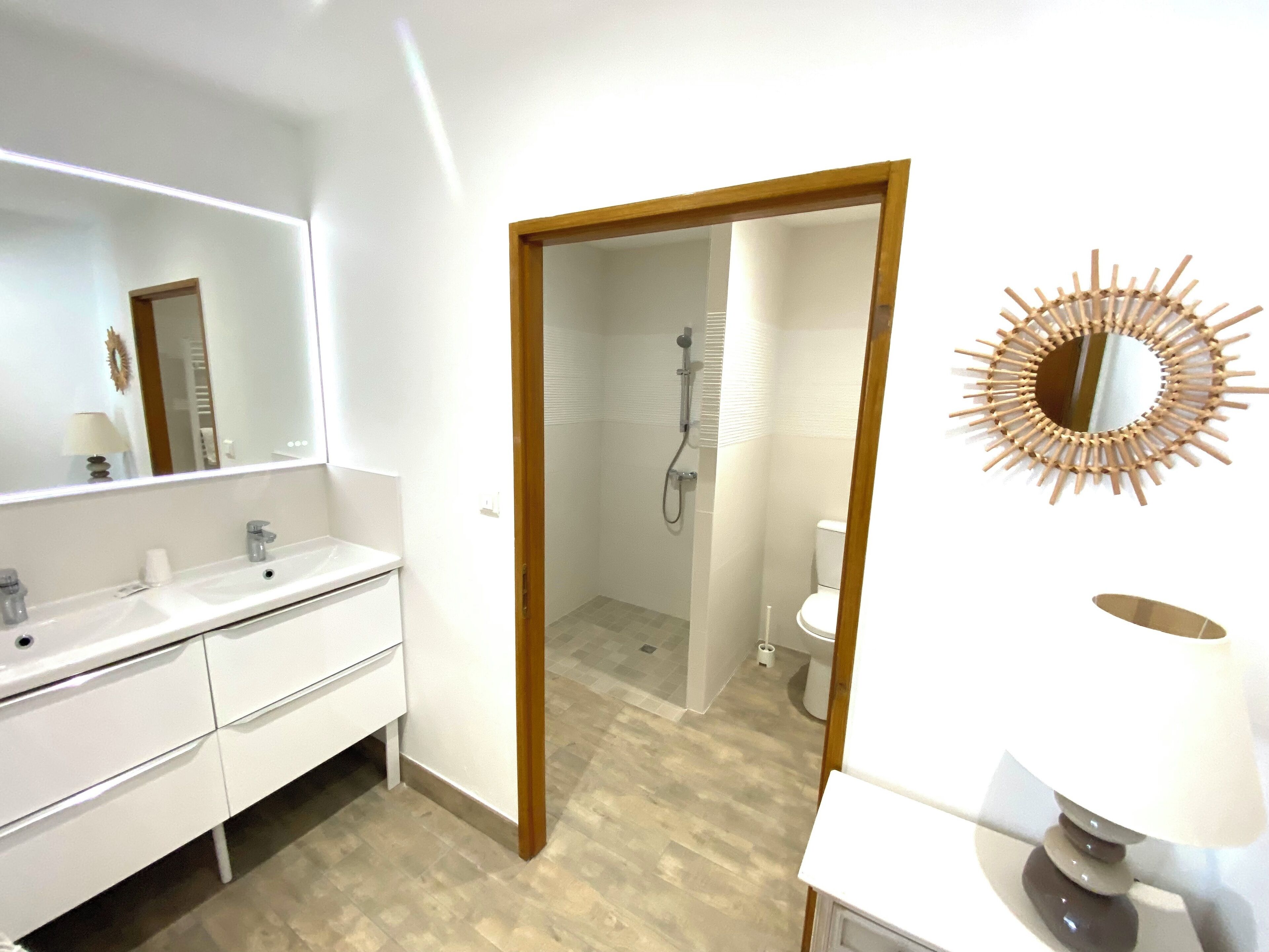 comfort quadruple room | bathroom | free toiletries, hair dryer, towels