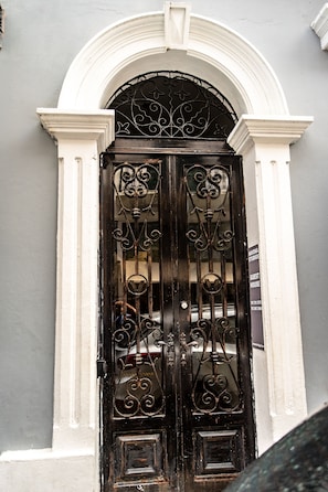 Entrada de la propiedad