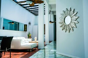 Sittområde i lobbyn