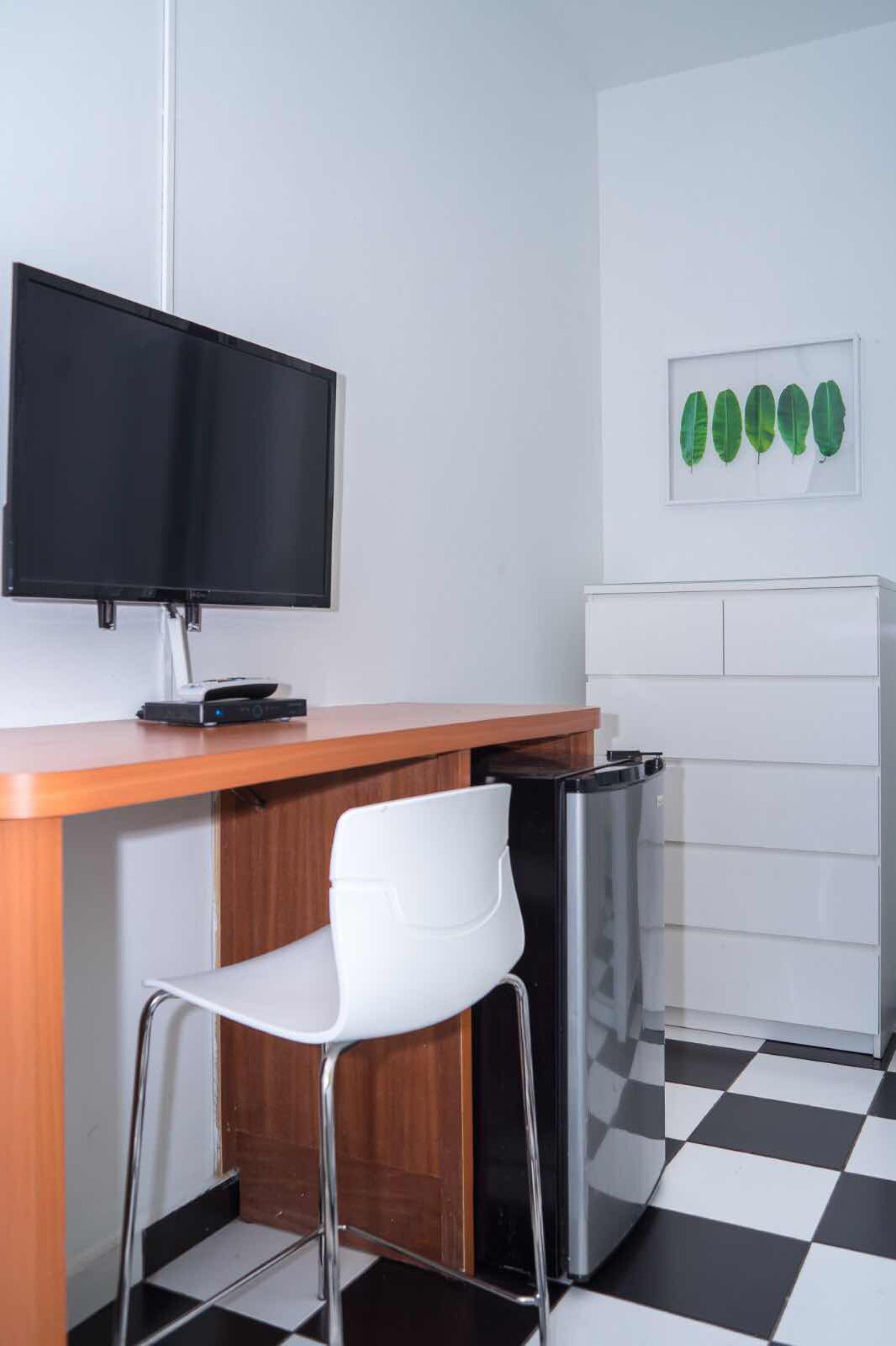 Photo - Navona Studios