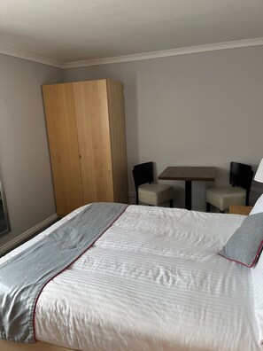 Classic Double Room | Free WiFi