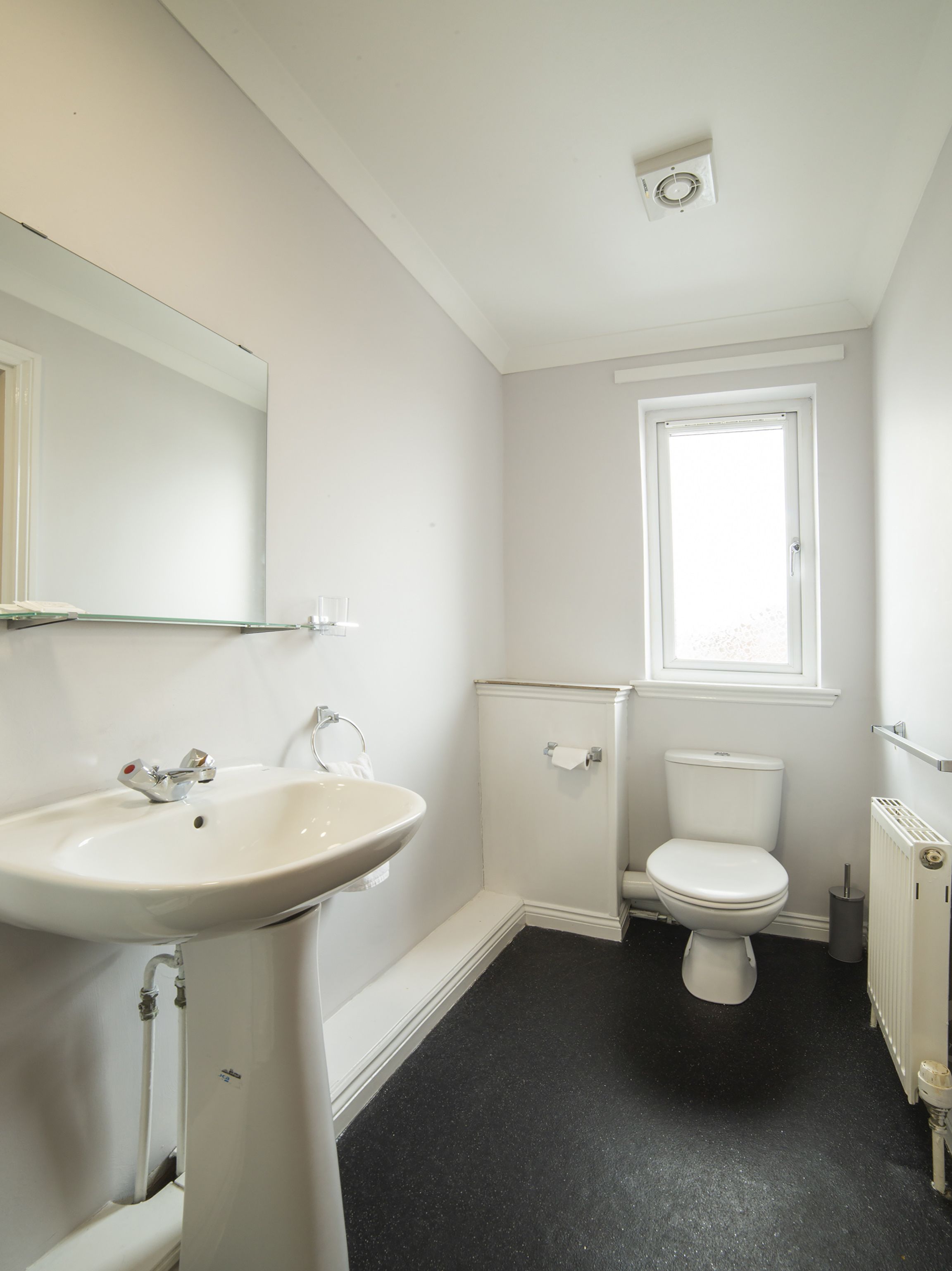 deluxe triple room | bathroom | shower, free toiletries, hair dryer, towels