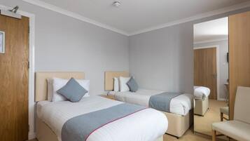 Standard Twin Room | Free WiFi