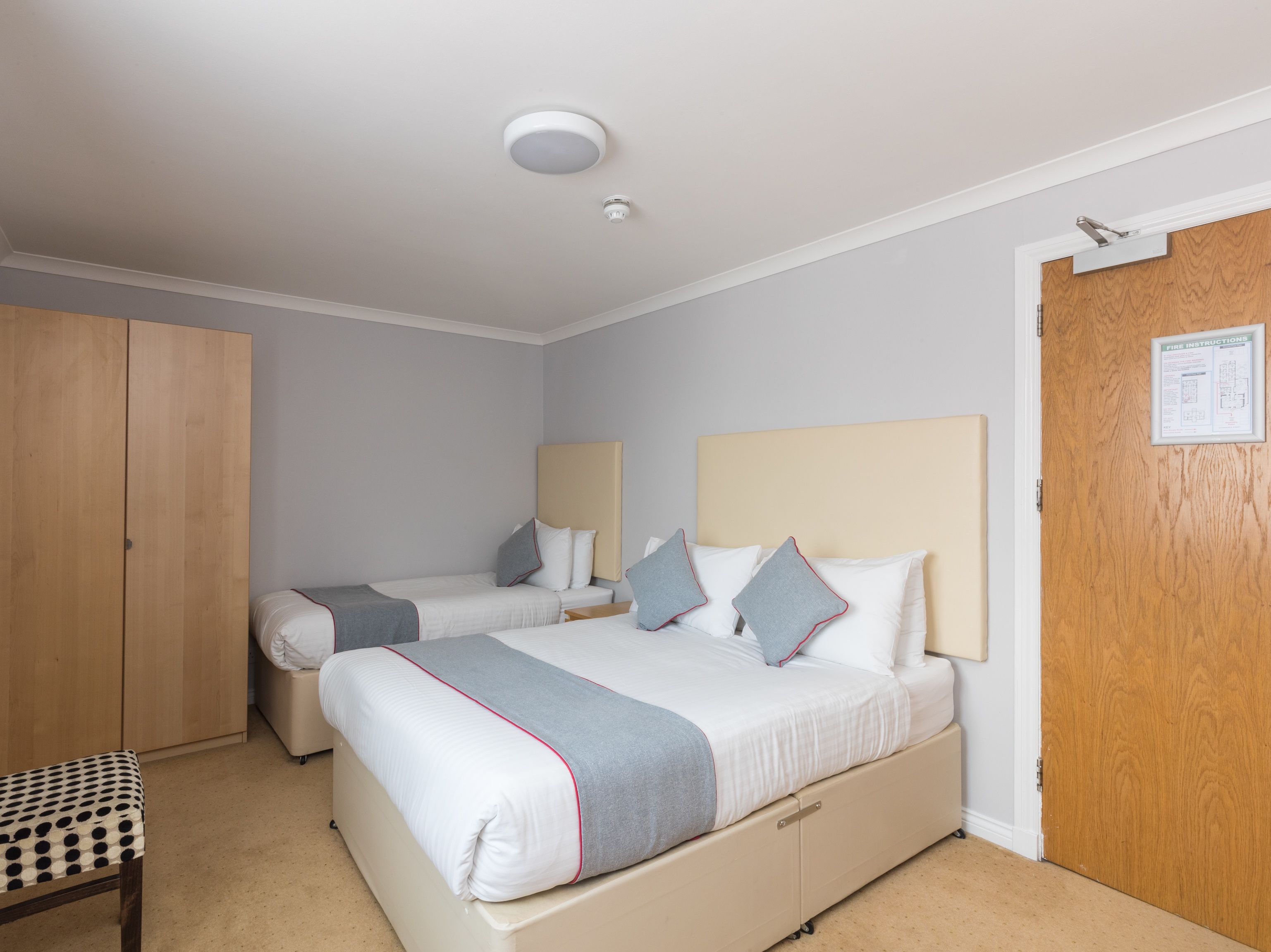 deluxe triple room | free wifi