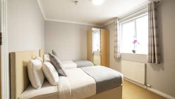 Standard Twin Room | Free WiFi