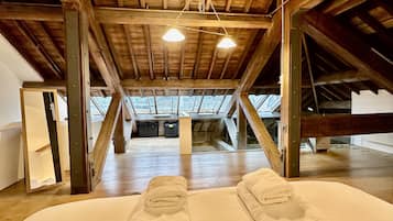 Departamento, baño privado, vista al río (74 Brewhouse) | 1 habitación