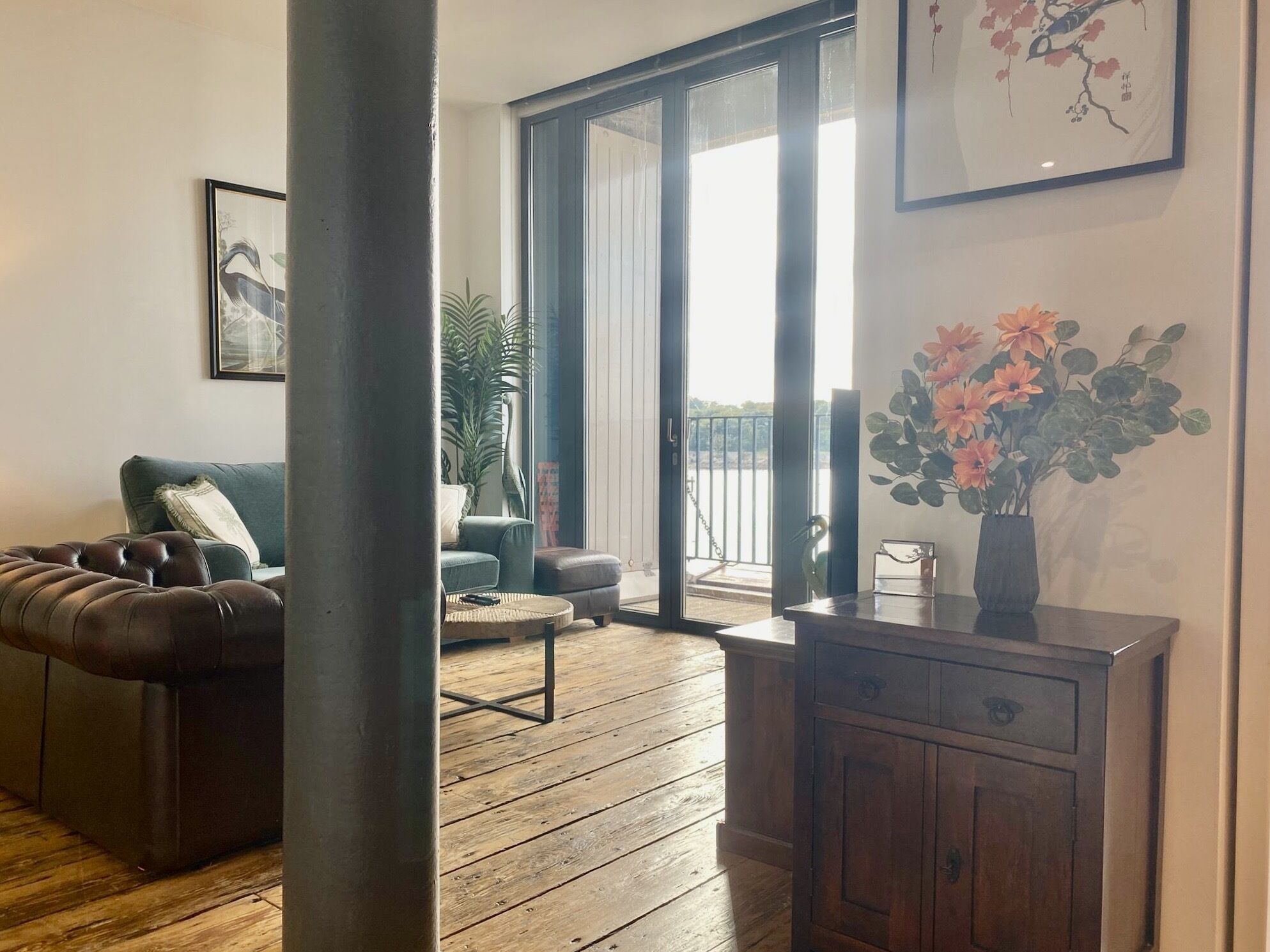 Apartment, Ensuite, River View (44 Clarence) | Lounge