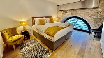 Apartment, Private Bathroom, River View (74 Brewhouse) | 1 bedroom