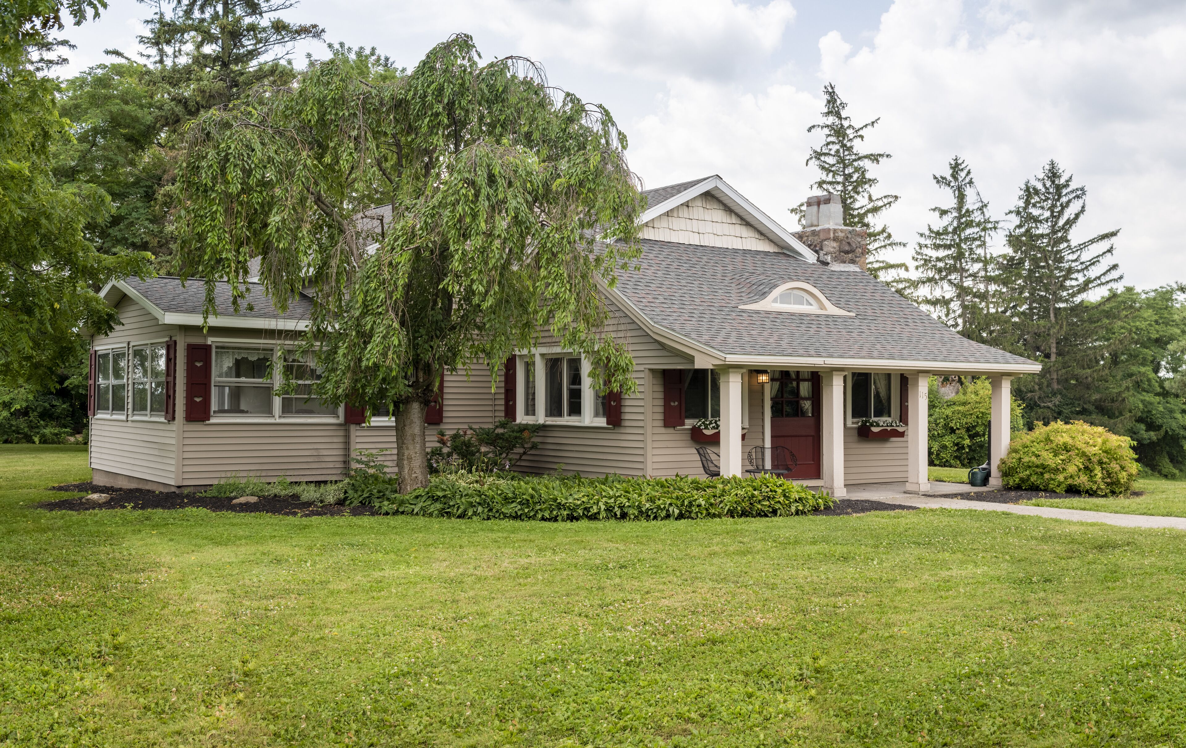 play house | 1 bedroom, individually decorated, individually furnished