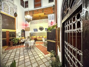 مدخل داخلي