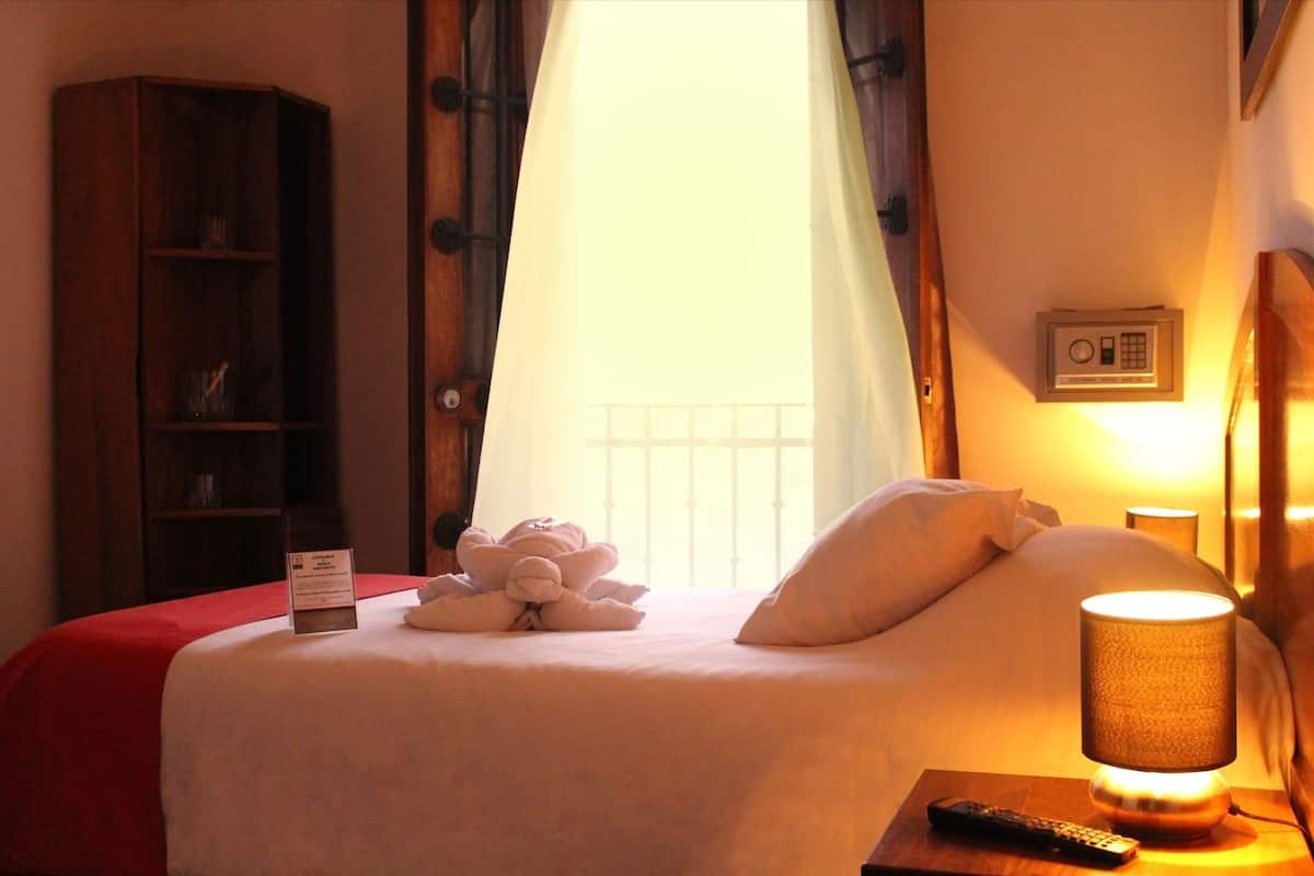 Superior Balcony Single | Premium bedding, in-room safe, iron/ironing board, free WiFi