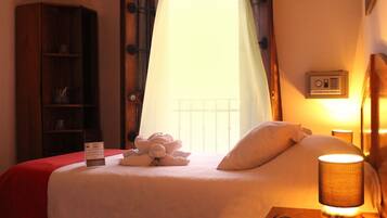 Superior Balcony Single | Premium bedding, in-room safe, iron/ironing board, free WiFi