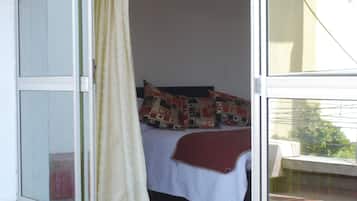 Suite junior, balcón | Caja fuerte y wifi gratis