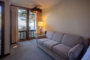 Premium bedding, iron/ironing board, cribs/infant beds, rollaway beds