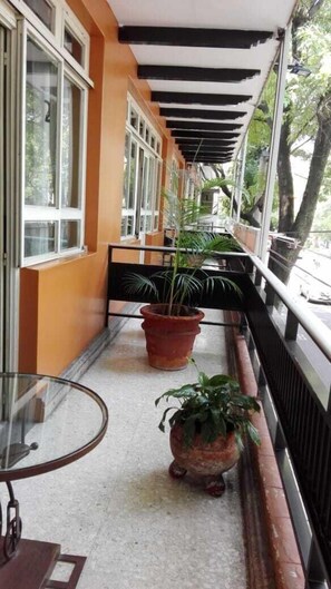 Balcony - Posada Hidalgo Inn (Guadalajara)