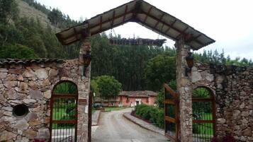 Entrada de la propiedad