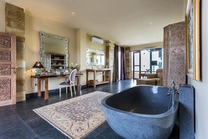 Villa, 4 camere da letto, piscina privata | Vasca da bagno a immersione totale