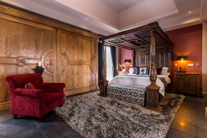 Villa, 4 Bedrooms, Private Pool | In-room safe, desk, iron/ironing board, free WiFi - The Uluwatu Peak Residence (Pecatu)