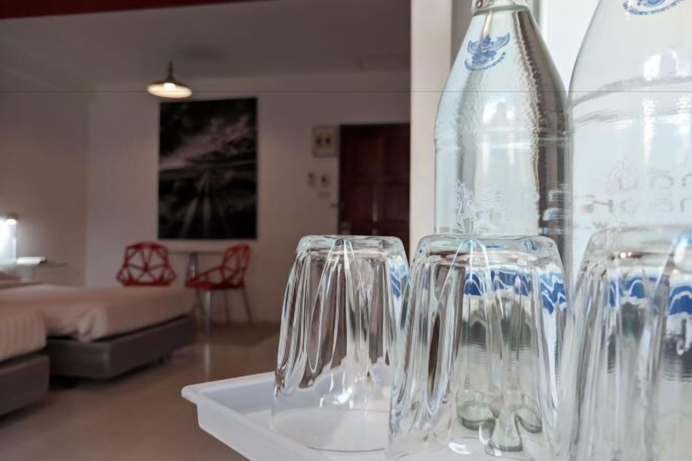 Schreibtisch, kostenloses Internet per Kabel, Bettwäsche