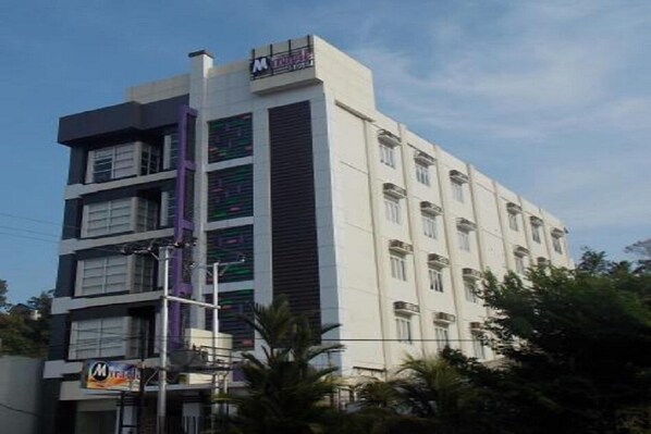 Front of property - Miracle Hotel Manado (Manado)