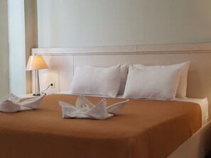 Deluxe Room, 1 King Bed | Free WiFi