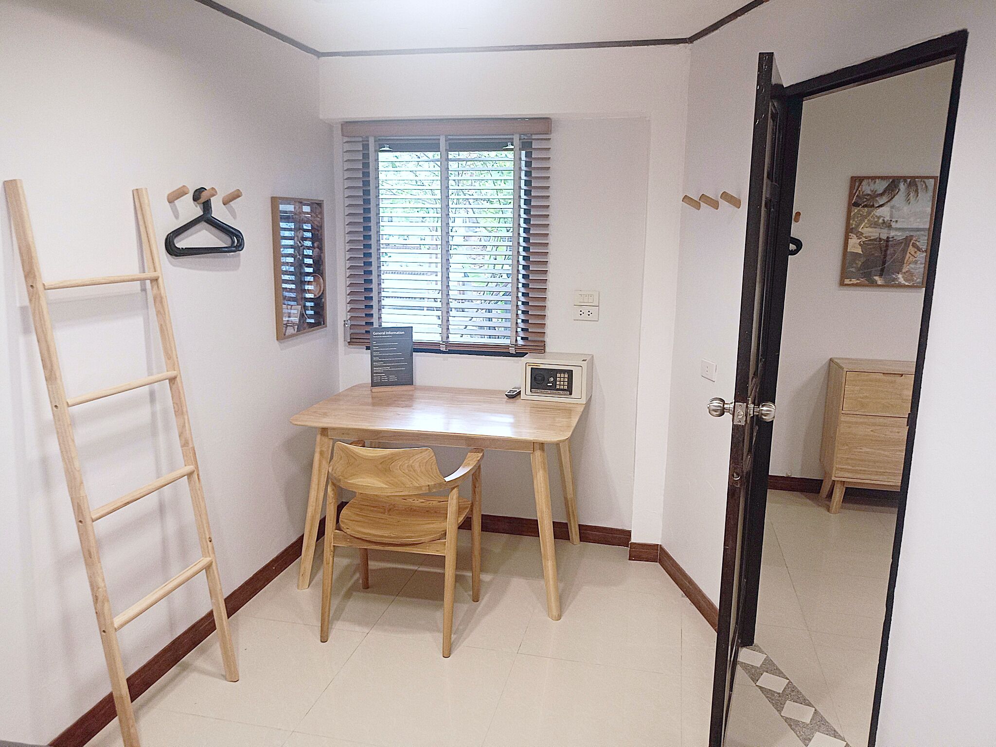 Photo - The Reef Hotel & Studios