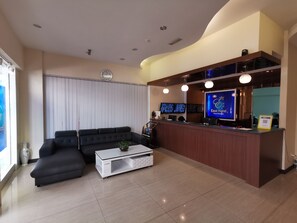 Lobby - Ease Hotel (Kota Kinabalu)