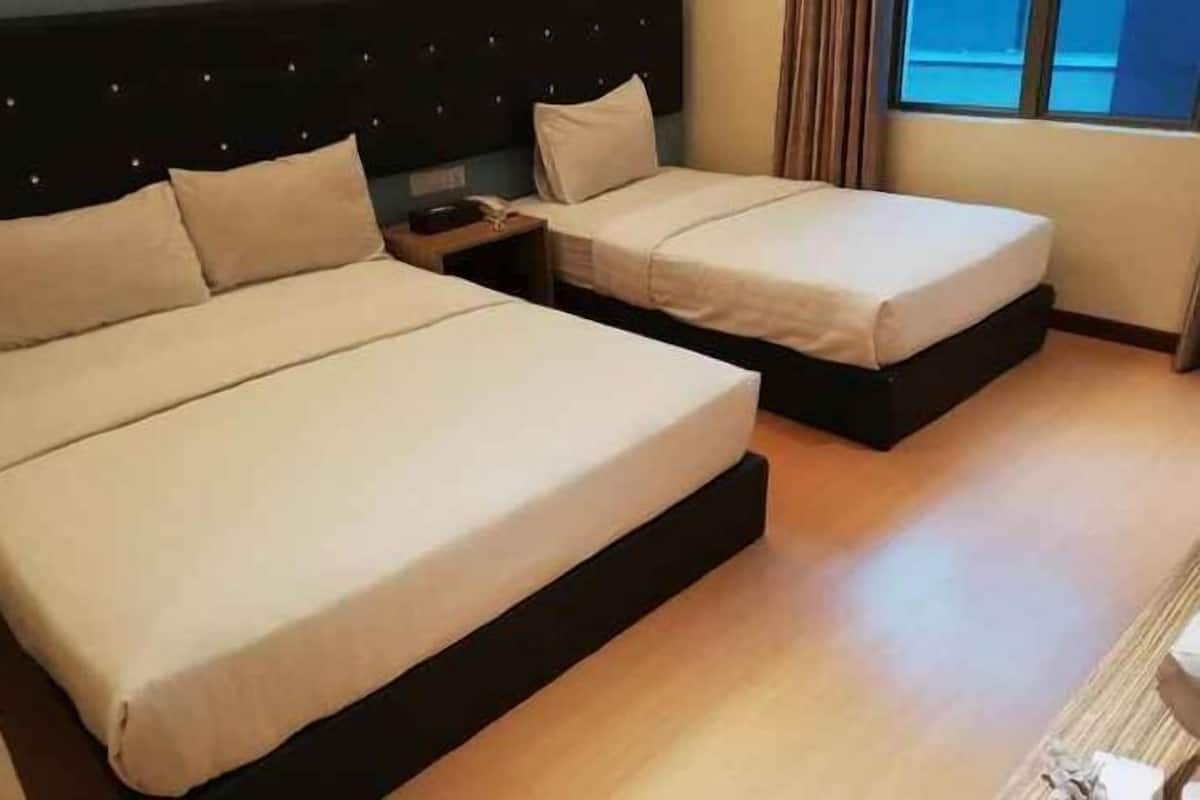 In-room safe, desk, soundproofing, iron/ironing board