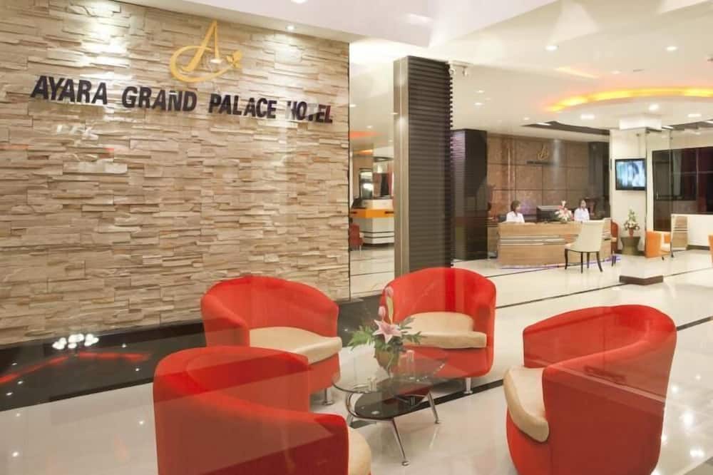 Ayara Grand Palace Hotel